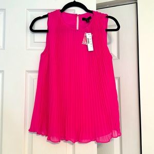 J. Crew | Double Hem Tiered Scoop Neck Keyhole Tank Top in Pink